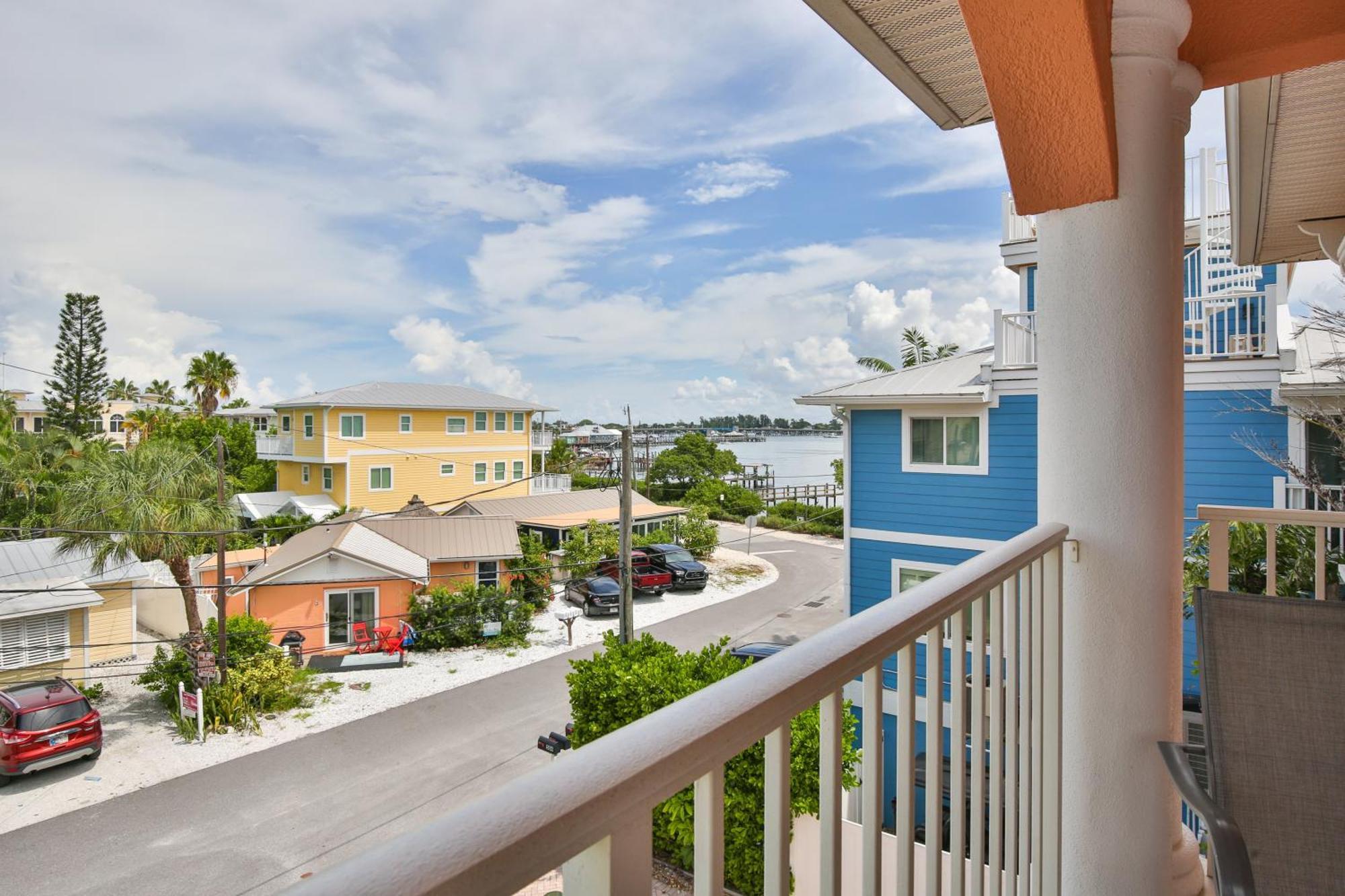 Hibiscus Hideaway B - Top Floor Unit Bradenton Beach Dış mekan fotoğraf